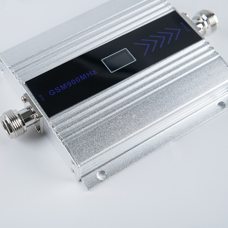 贺兰家用单频手机信号增强器100㎡